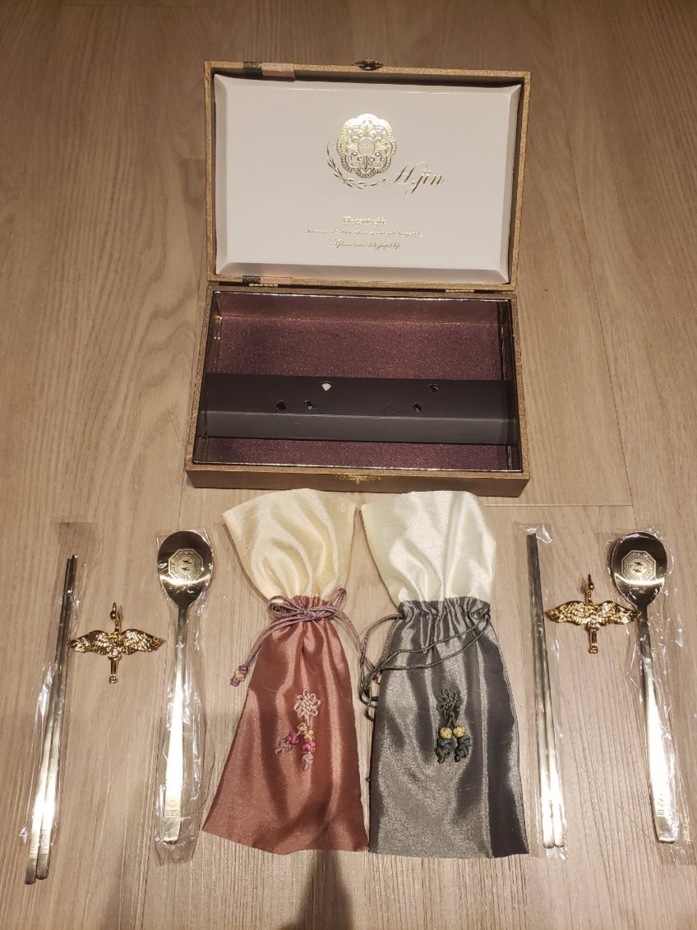 Premium Korean traditional spoon and chopstick gift set.